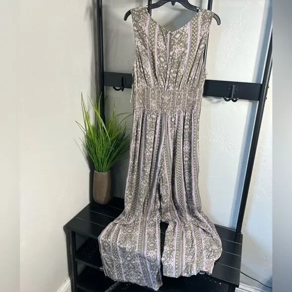 SO Smocked wide leg jumpsuit green purple floral juniors Size XL - Picture 4 of 16